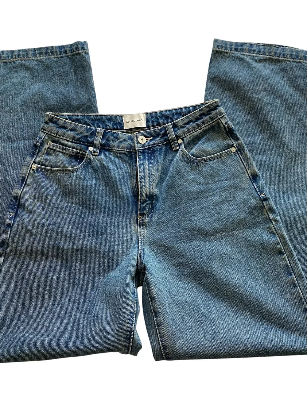 Abrand Straight-Leg Jeans in Medium Blue Denim